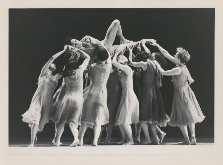 Monnaie Dance Group/Mark Morris in "L'Allegro, il Penseroso ed il Moderato," 1989