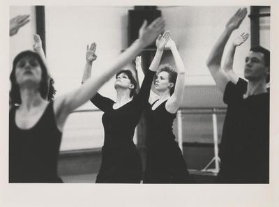 Tina Fehlandt, Susan Hadley, Megan Williams, and Joachim Schlömer rehearsing "Dido and Aeneas" at Rue Bara Studios, 1989