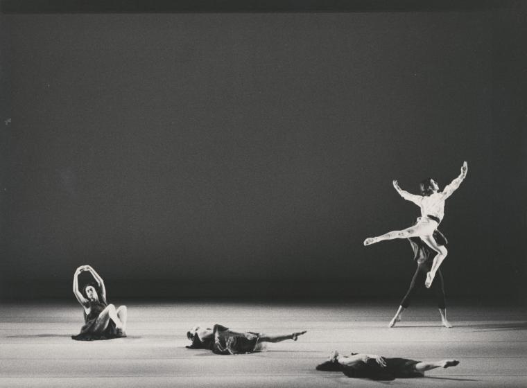Monnaie Dance Group/Mark Morris in the premiere performance run of "L'Allegro, il Penseroso ed il Moderato," 1988