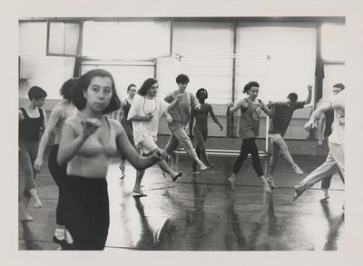 Monnaie Dance Group/Mark Morris rehearsing at Rue Bara Studios, circa 1990