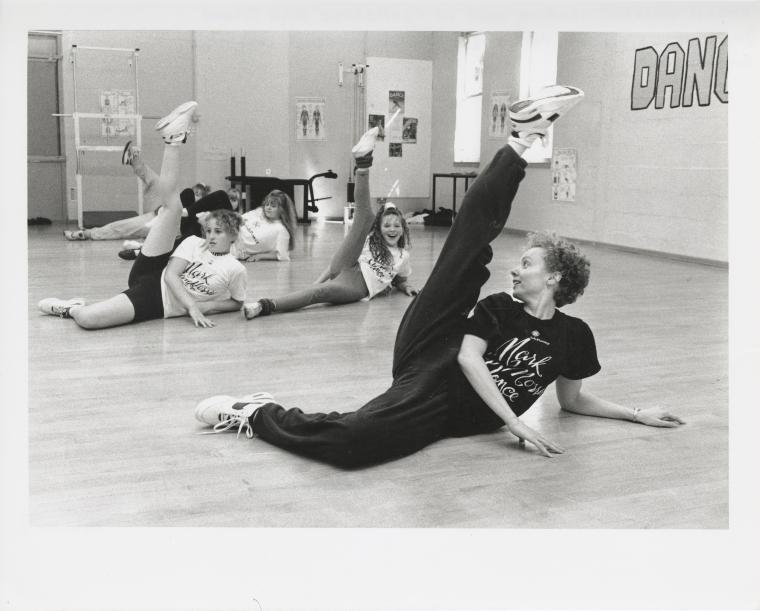 Megan Williams teaching a class for the Edinburgh International Festival Outreach Project, 1994