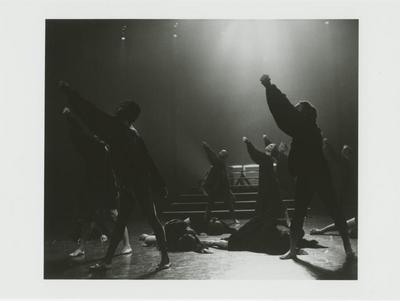 MM0101_FallingDownStairs_1994_JPDF_02