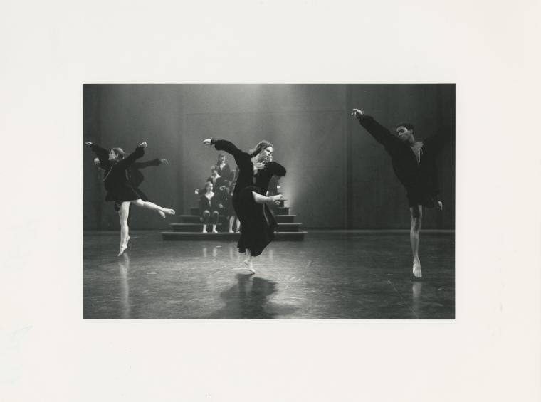 MM0101_FallingDownStairs_1994_JPDF_01