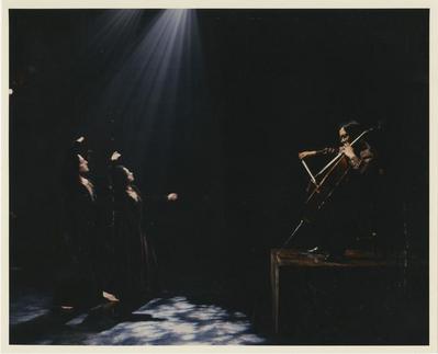 MM0101_FallingDownStairs_1994_JPDF_12