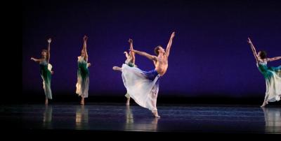 Chelsea Acree, Stacy Martorana, Lesley Garrison, Aaron Loux, and Laurel Lynch in "Pacific," 2015