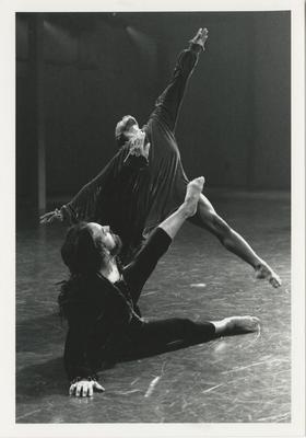 MM0101_FallingDownStairs_1994_JPDF_11