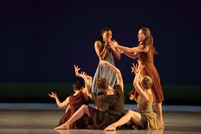 Michelle Yard and Rita Donahue in "The Hunt" from "L'Allegro, il Penseroso ed il Moderato," 2010
