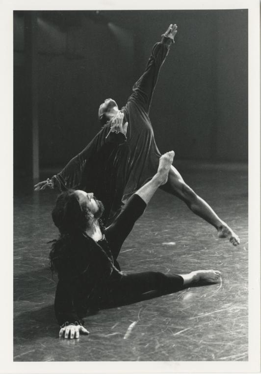 MM0101_FallingDownStairs_1994_JPDF_11