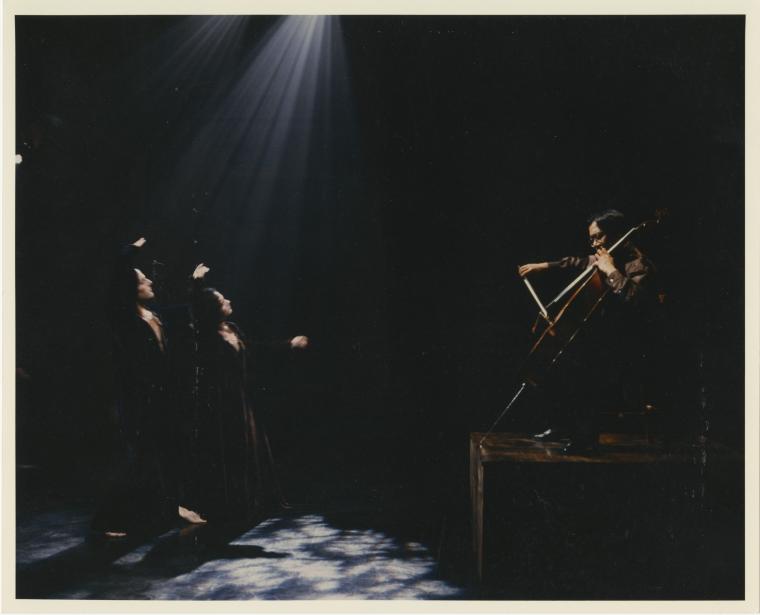 MM0101_FallingDownStairs_1994_JPDF_12