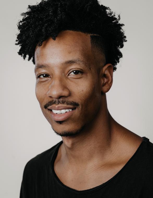 Durell R. Comedy