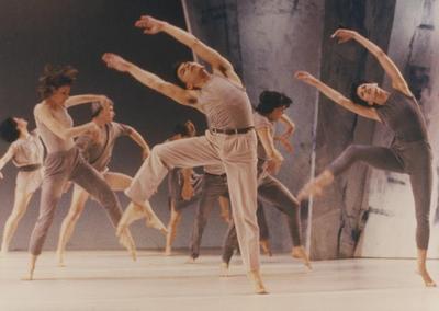 Keith Sabado, Teri Weksler, and the company in "Gloria" on the set of "Great Performances," 1986