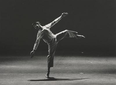 Keith Sabado in "Gloria," 1988