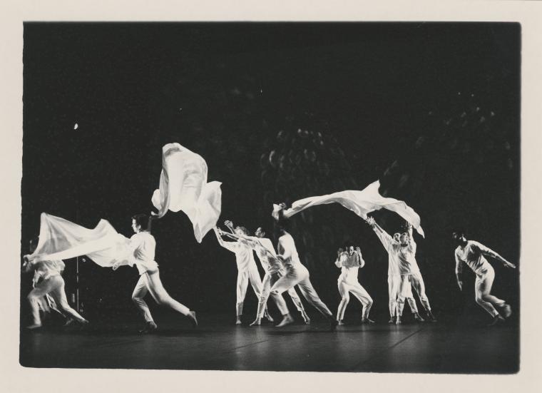 Monnaie Dance Group/Mark Morris in "Soap-Powders and Detergents" from "Mythologies," 1989