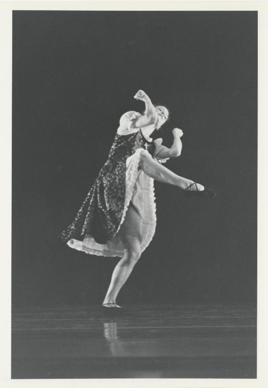 Marianne Moore in "One Charming Night," 1997