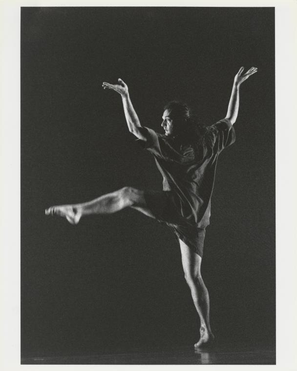 Mark Morris in the premiere performance run of "Rondo," 1994