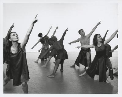 The company in "Grand Duo," 2000