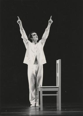 Mark Morris in "Ten Suggestions," 1988