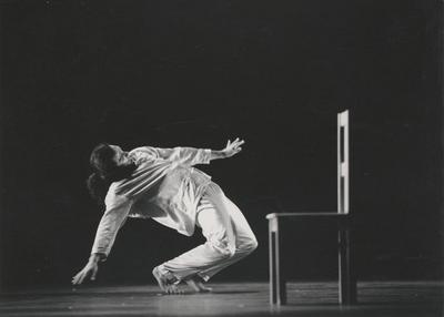 Mark Morris in "Ten Suggestions," 1988